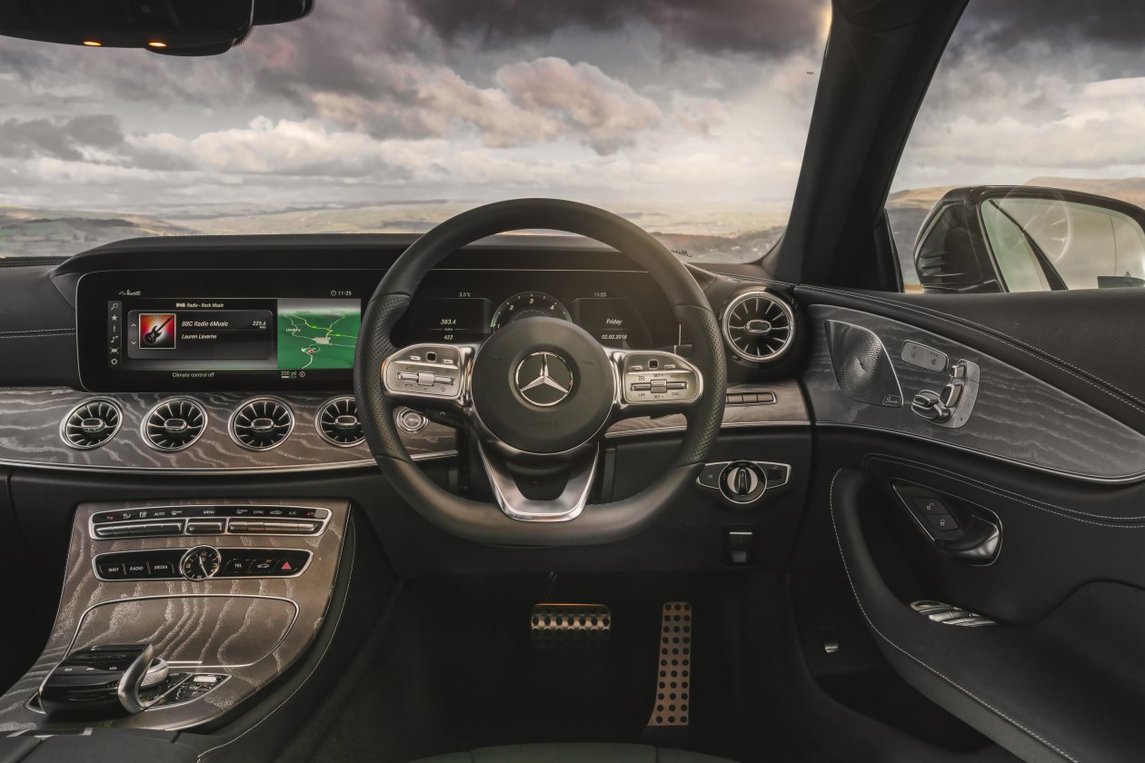 Mercedes Benz CLS 400 D AMG Interior