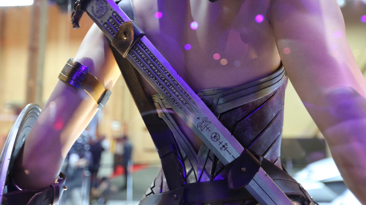 Wonder Woman Sword