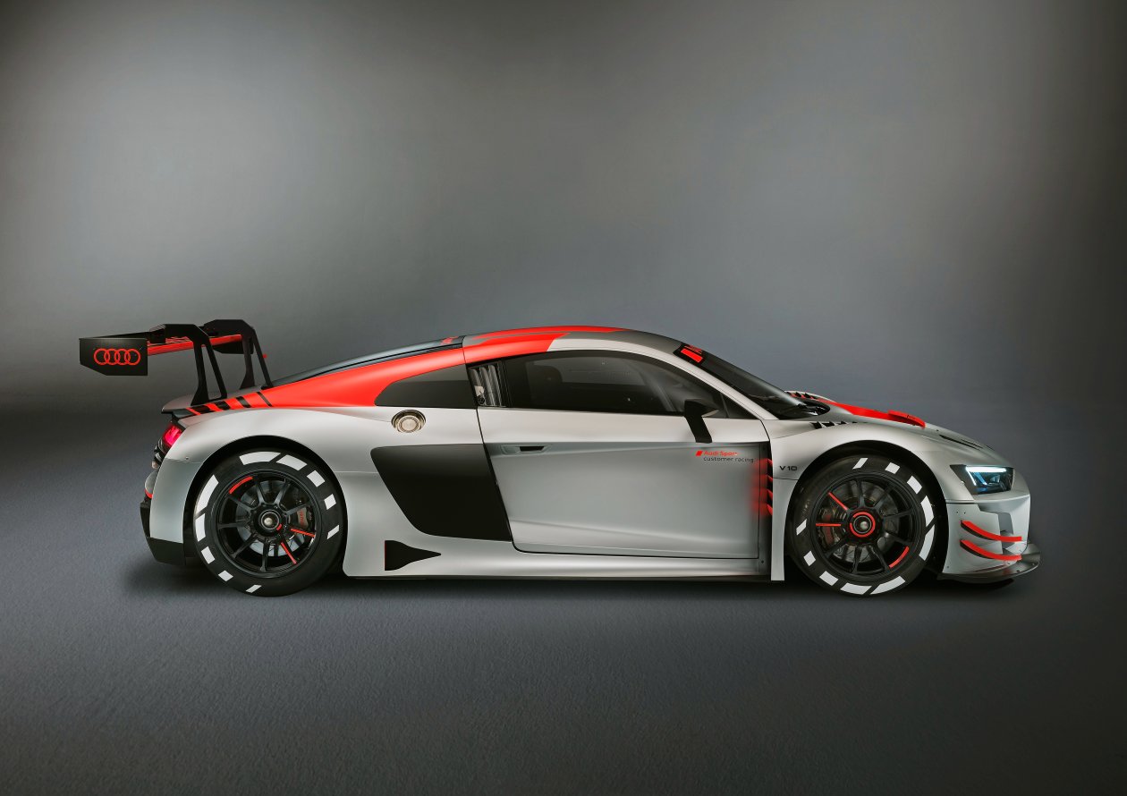 2019 Audi R8 LMS Side View