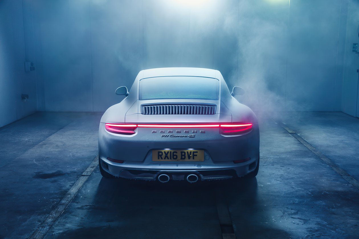 Porsche 911 Snow Test