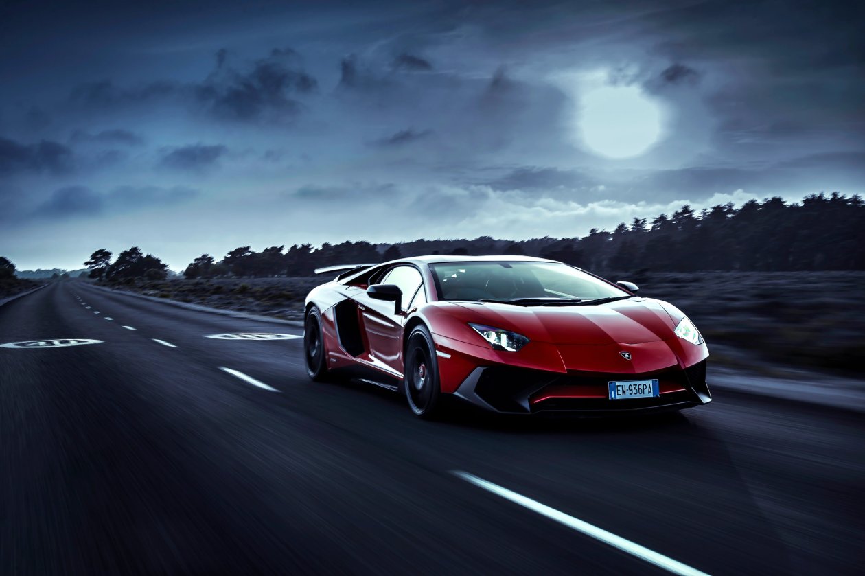 Red Lamborghini Aventador Moon Night