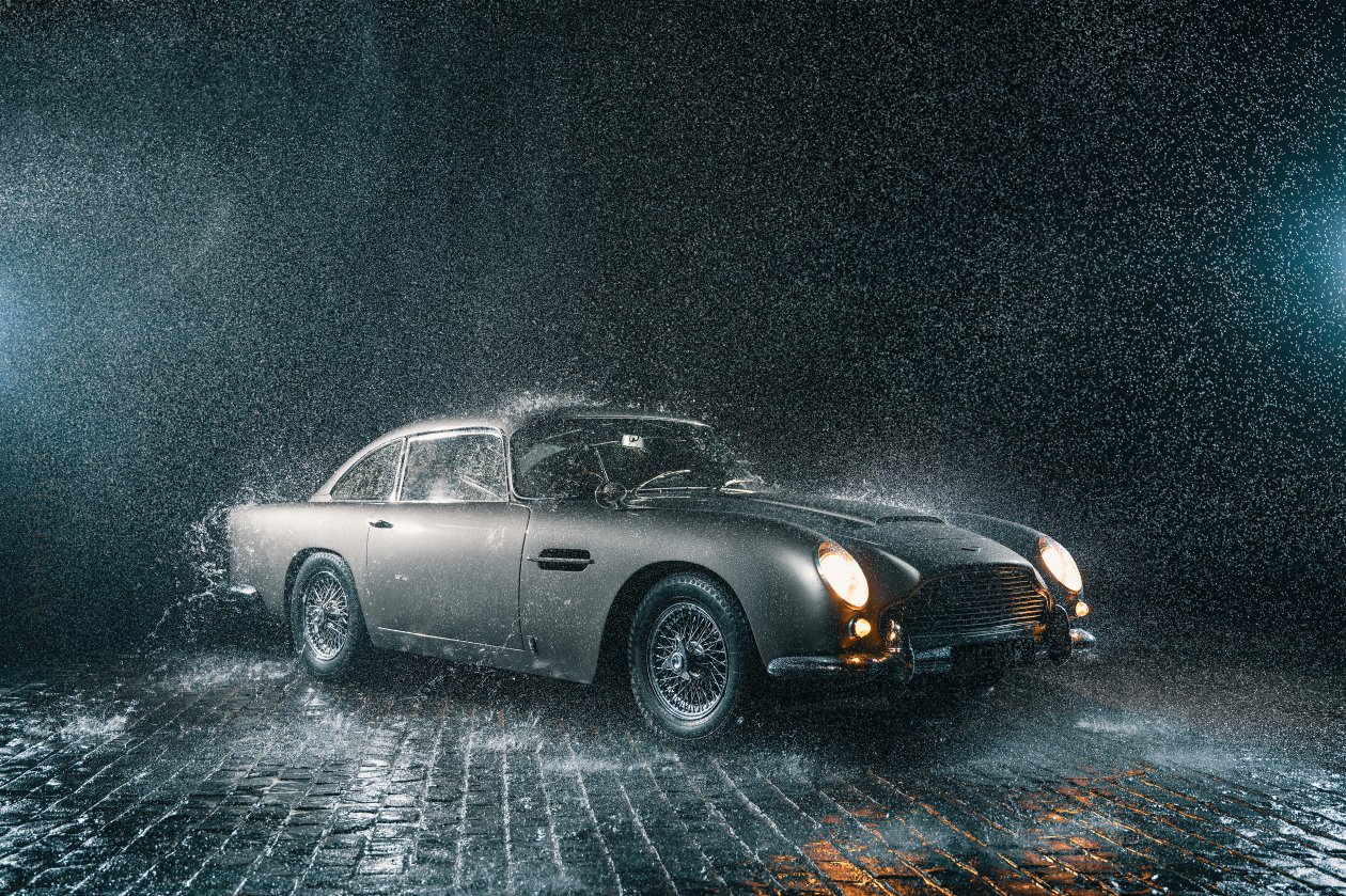 Aston Martin Db5 In Rain 5k