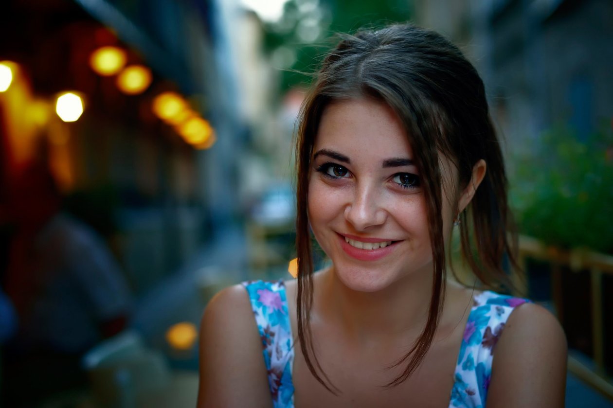 Dana Kareglazaya Eyes