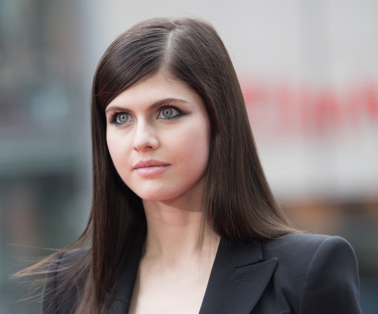 Alexandra Daddario 2017