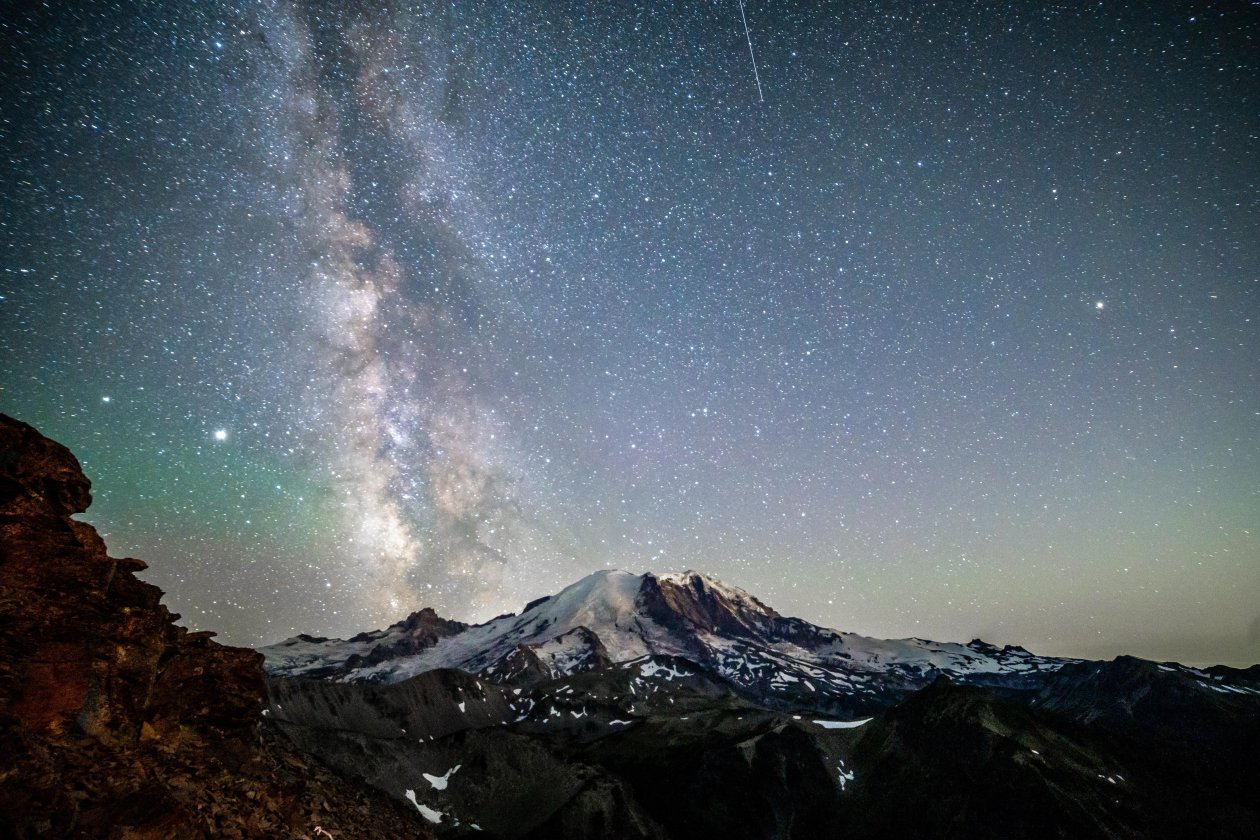 Mt Rainier Under The Nights Sky 5k