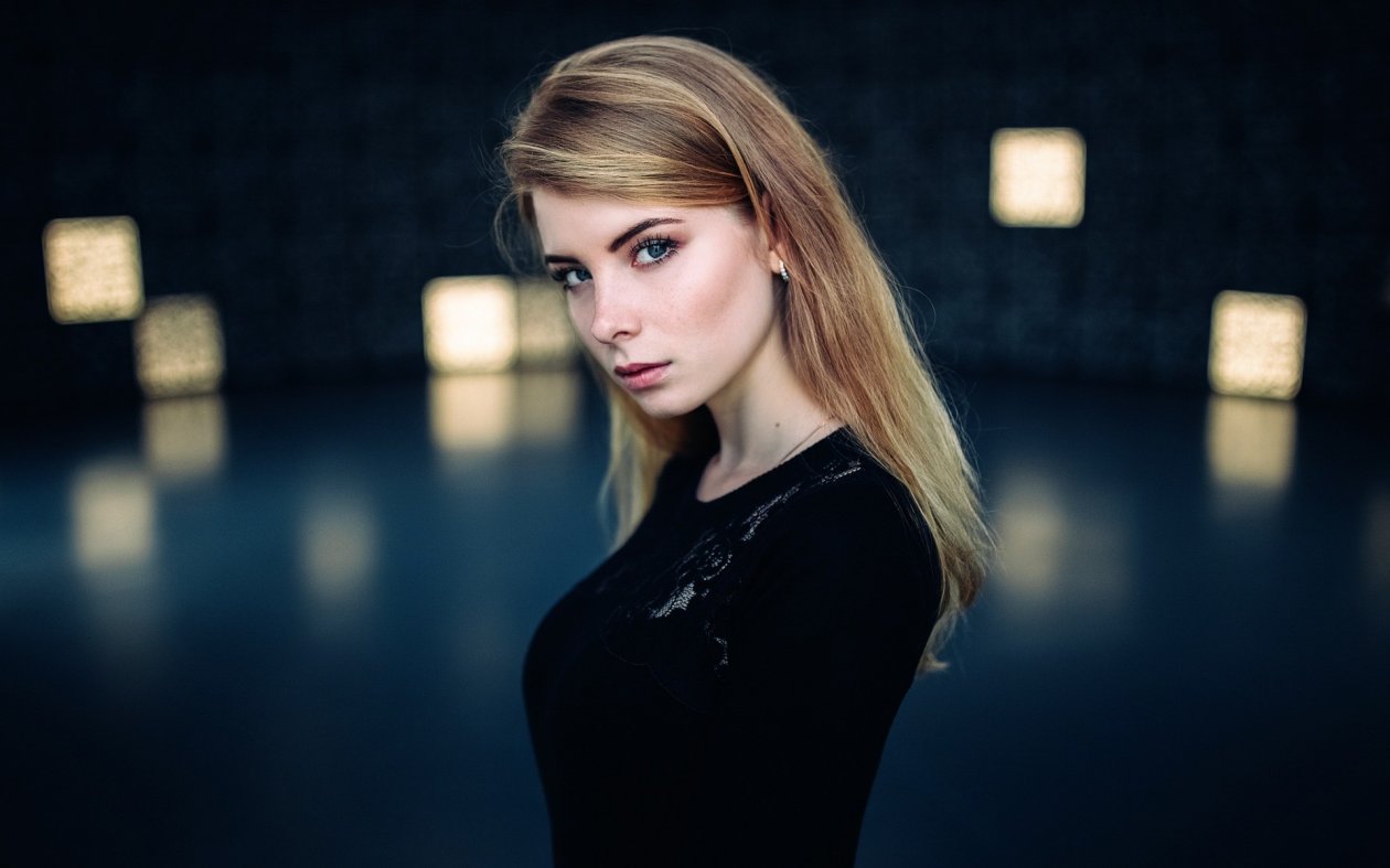 Irina Popova Blue Eyes