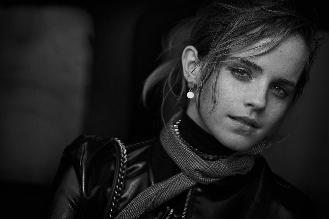 Emma Watson 2017 Black And White