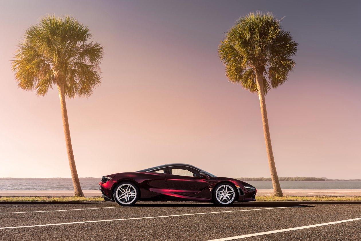 2018 McLaren MSO 720S Coupe Side View