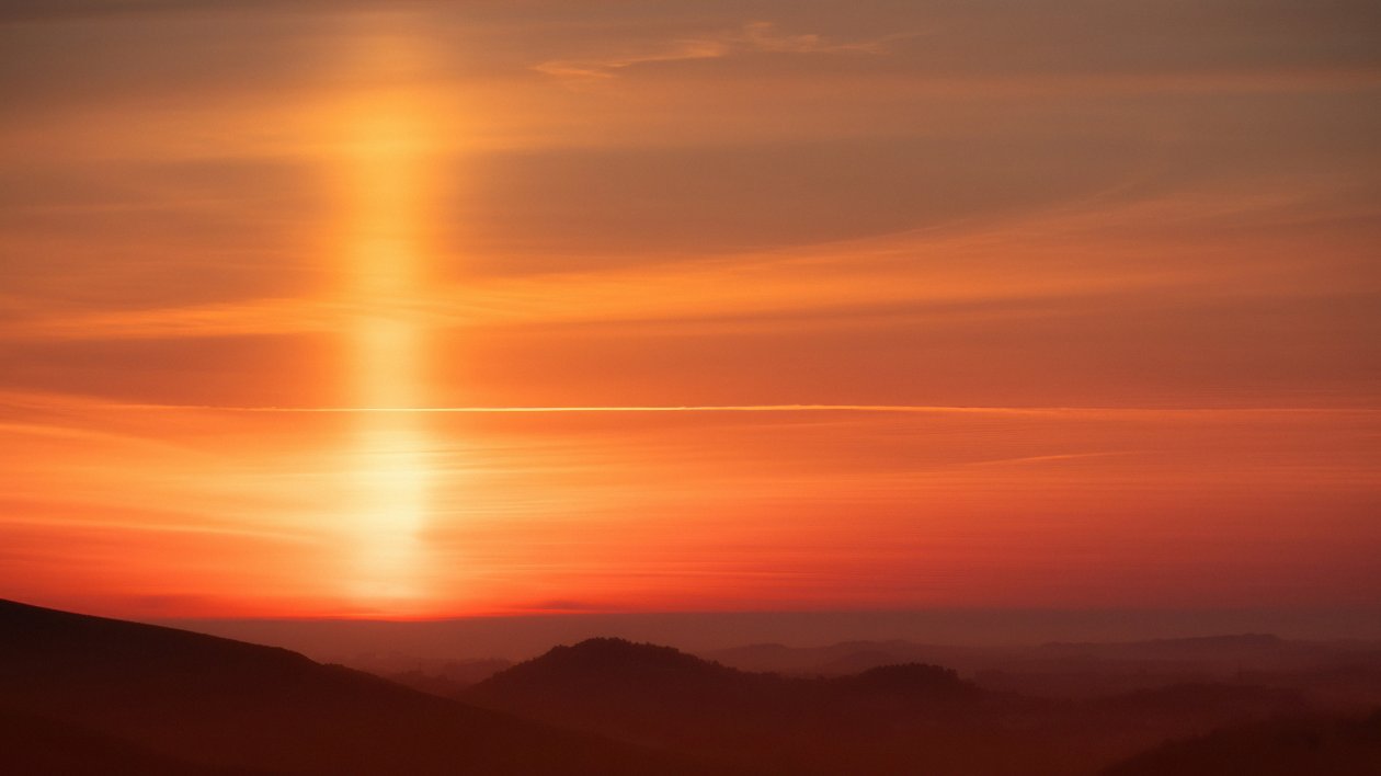 Orange Sun Light 4k