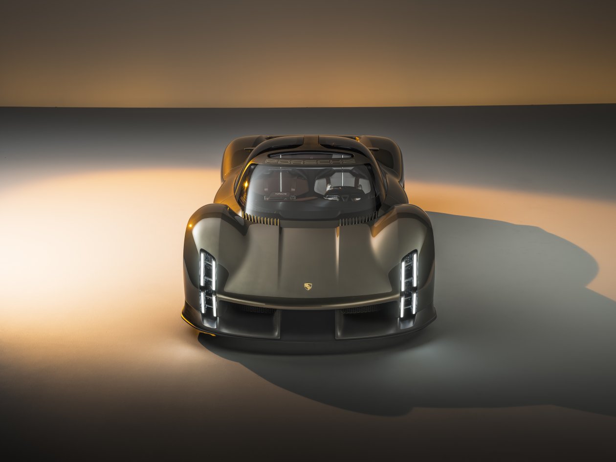 Porsche Mission X 2023