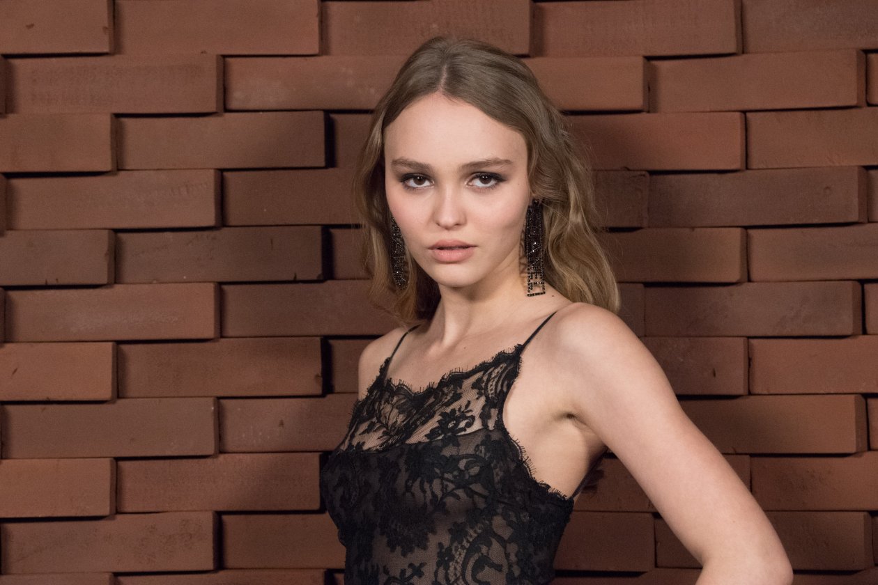 Lily Rose Depp 2017