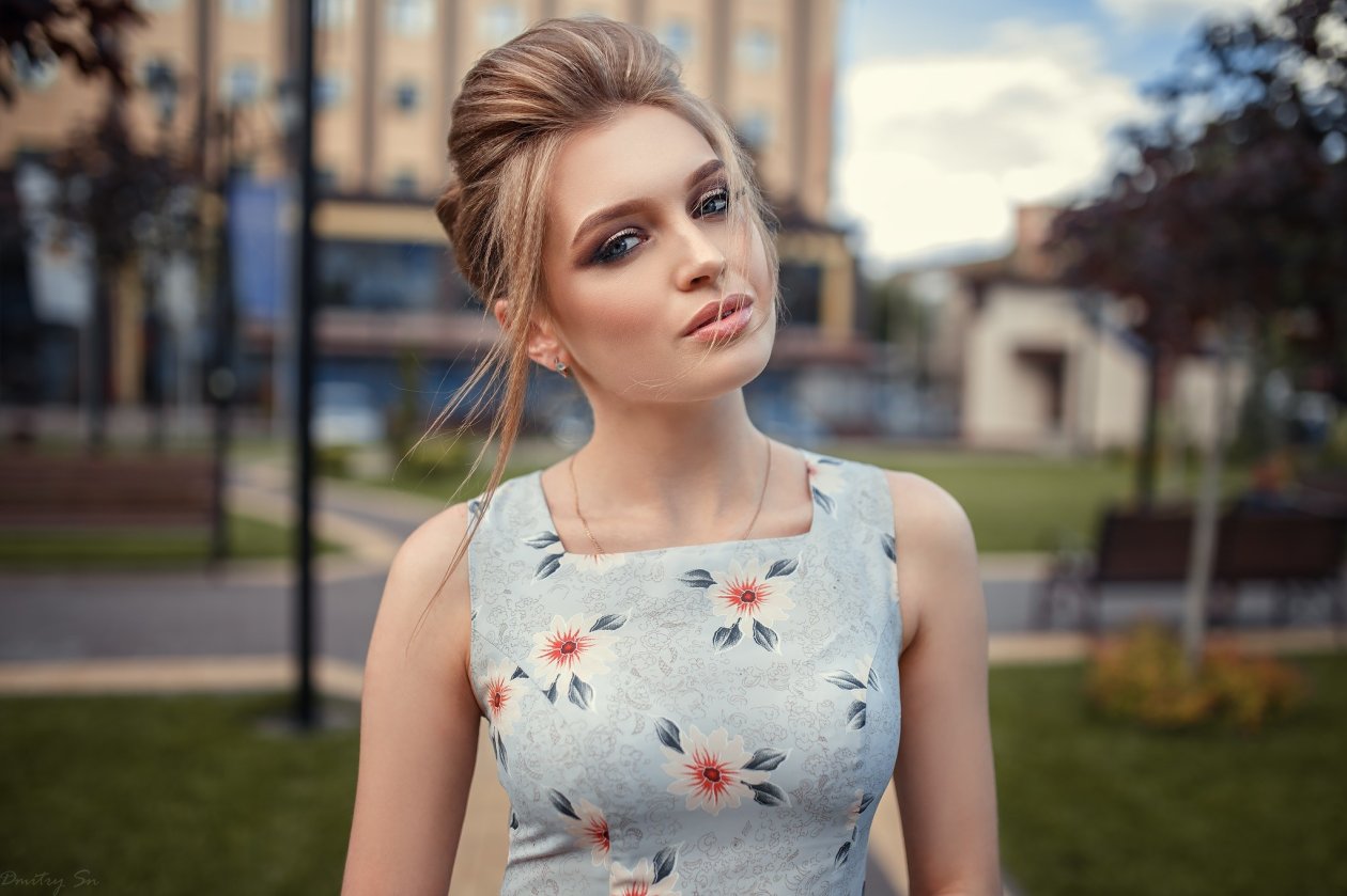 Blonde Girl 4