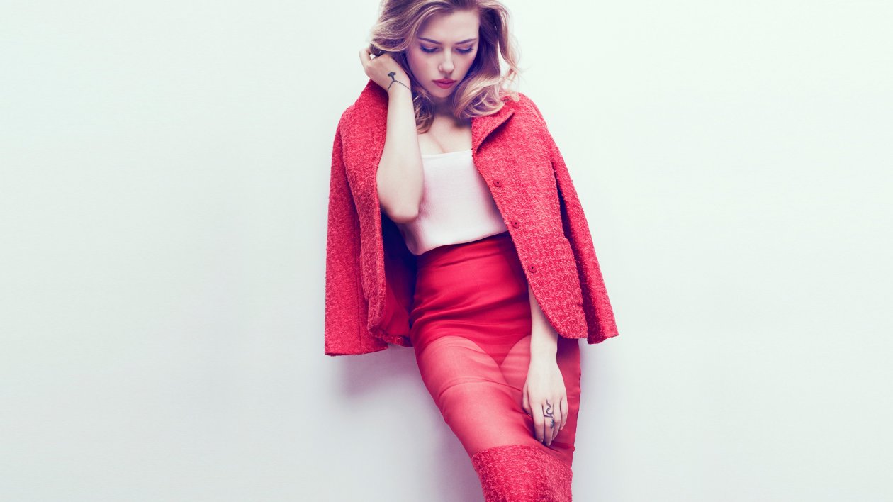 Scarlett Johansson Famous Celebrity