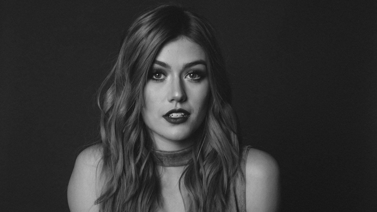 Katherine Mcnamara Monochrome 4k