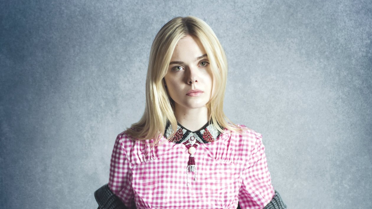 Elle Fanning Paris Magazine Photoshoot 2018