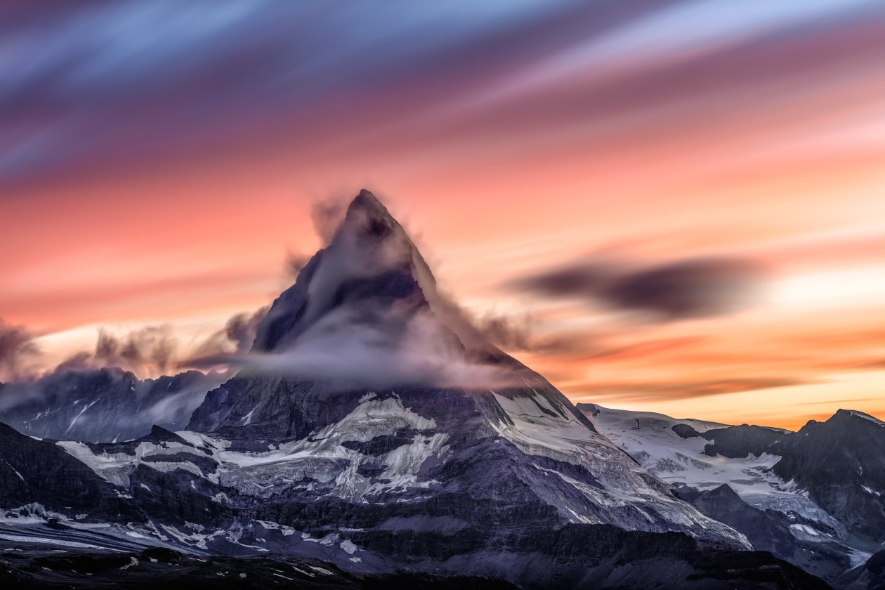 Cloud Mountain Snowcapped 4k