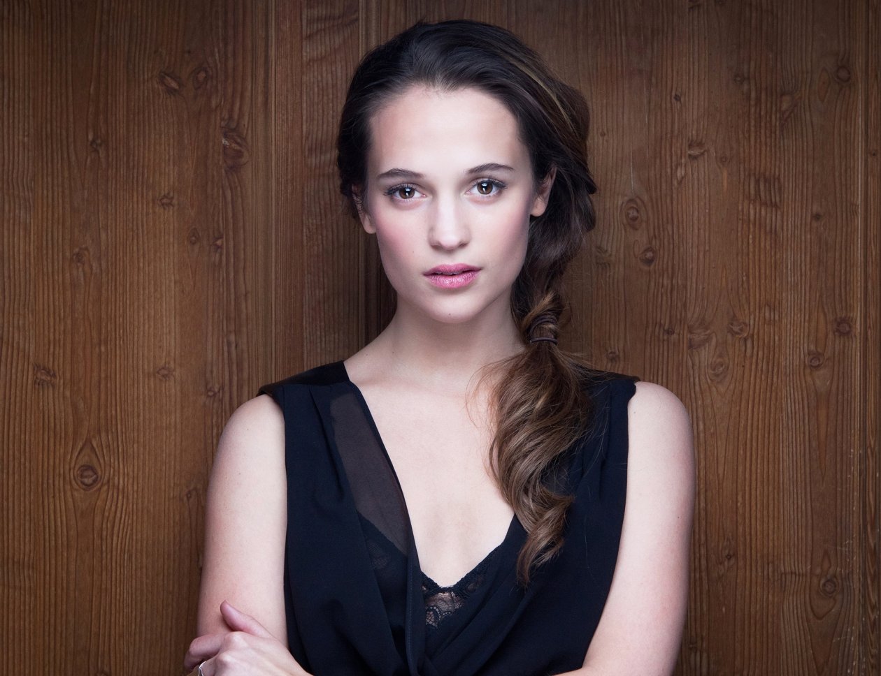 Alicia Vikander 2