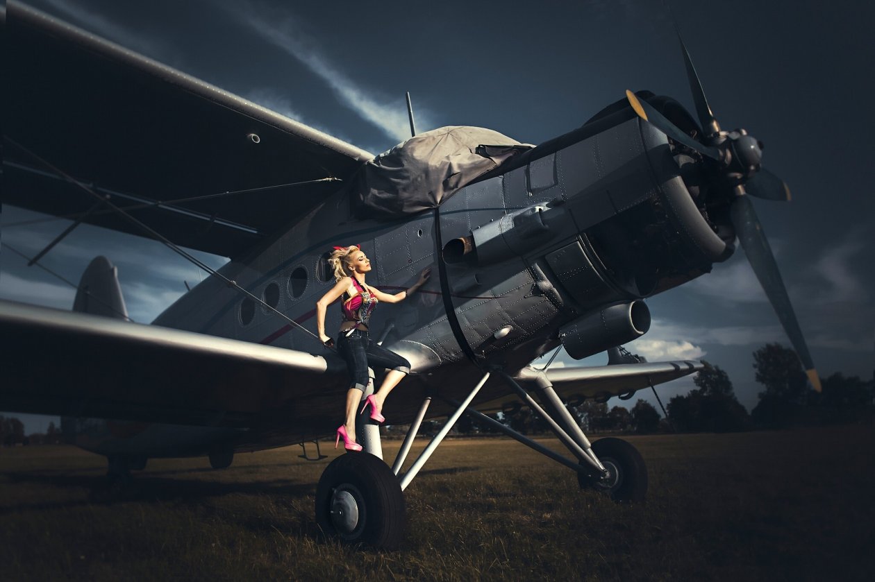 Women With Planes