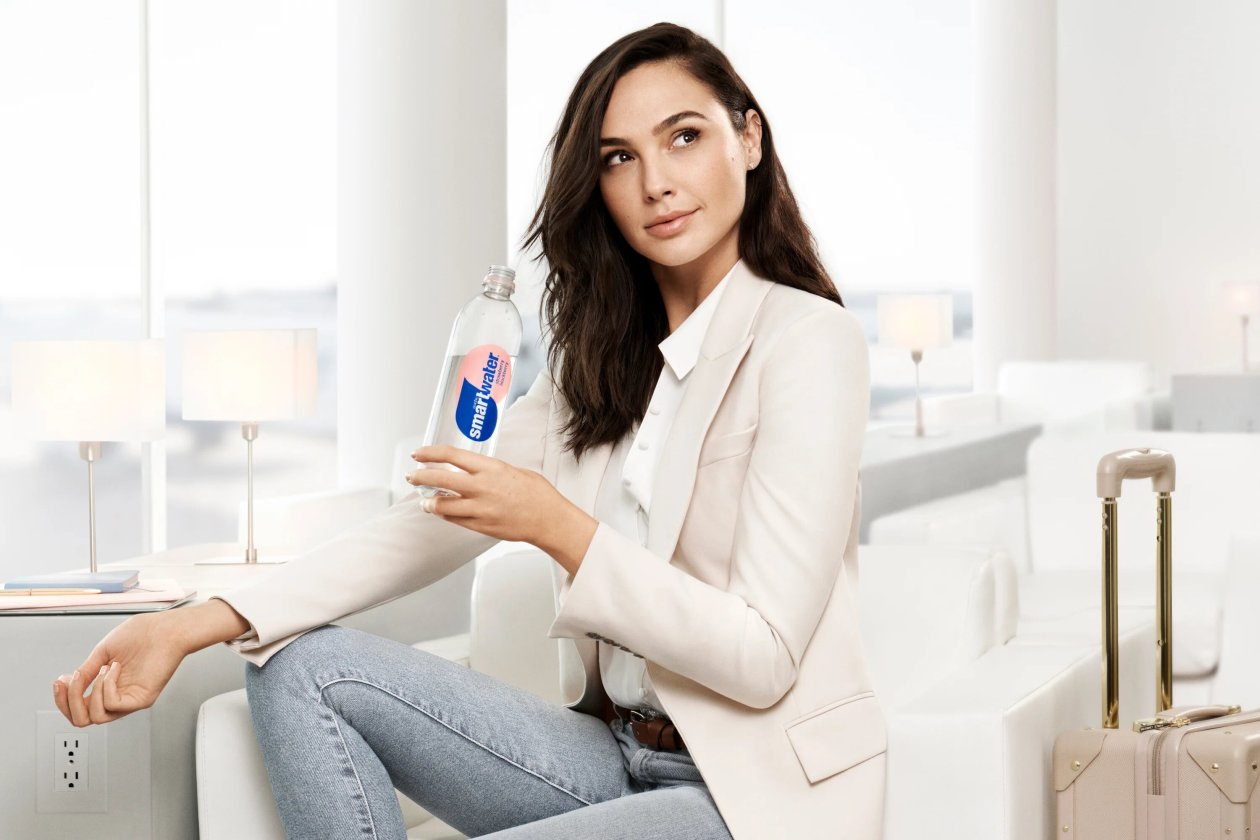 Gal Gadot Smartwater 4k