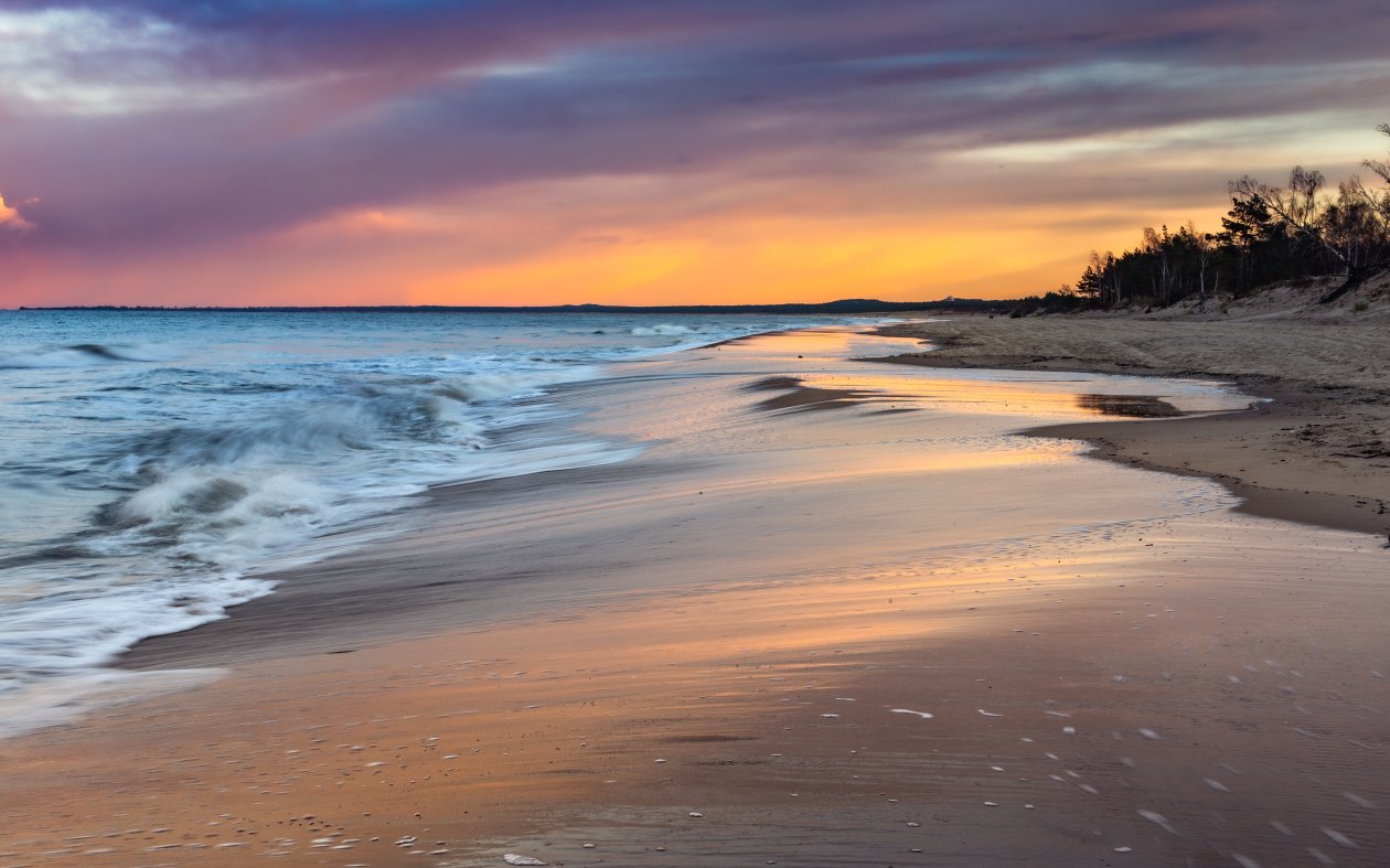 Beach Horizon Calm 5k