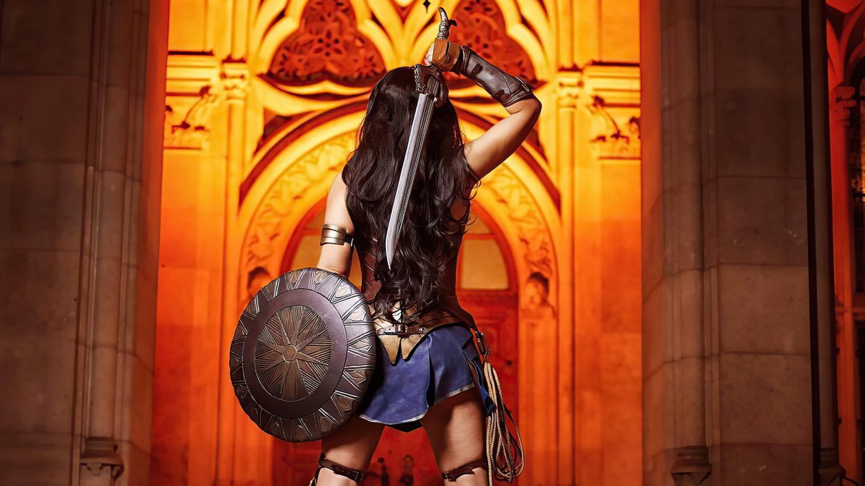 Prepration Day Wonder Woman Cosplay 4k