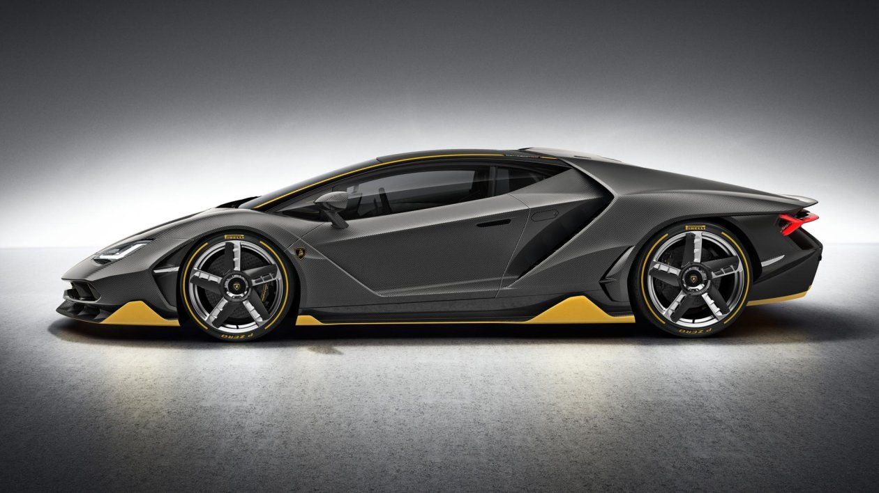 Lamborghini Centenario Side View