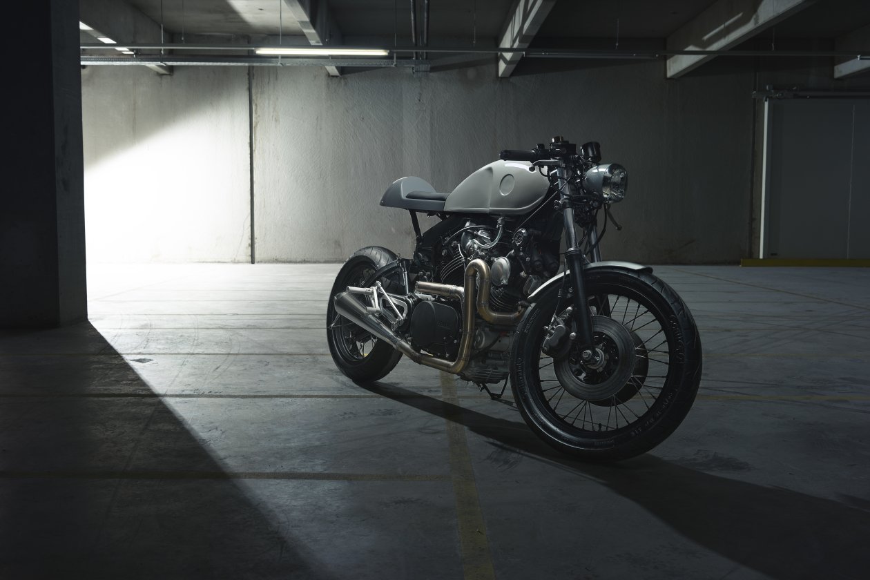 YAMAHA XV750