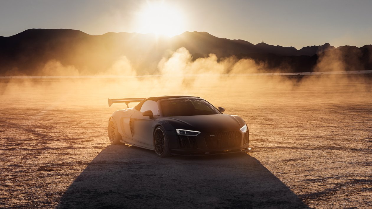 Audi R8 On The Vegas Dry Lake Bed 4k