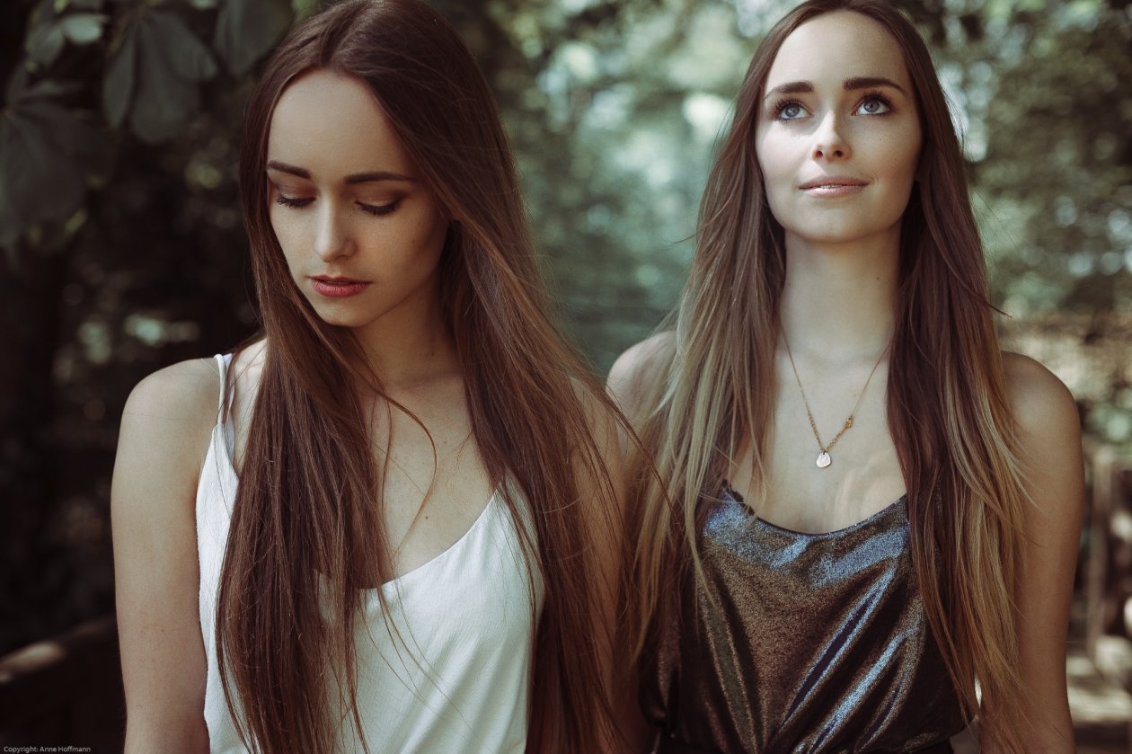 Long Hairs Girls Two Women Outdoors