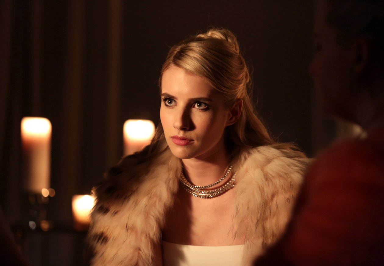 Emma Roberts Elle 2017