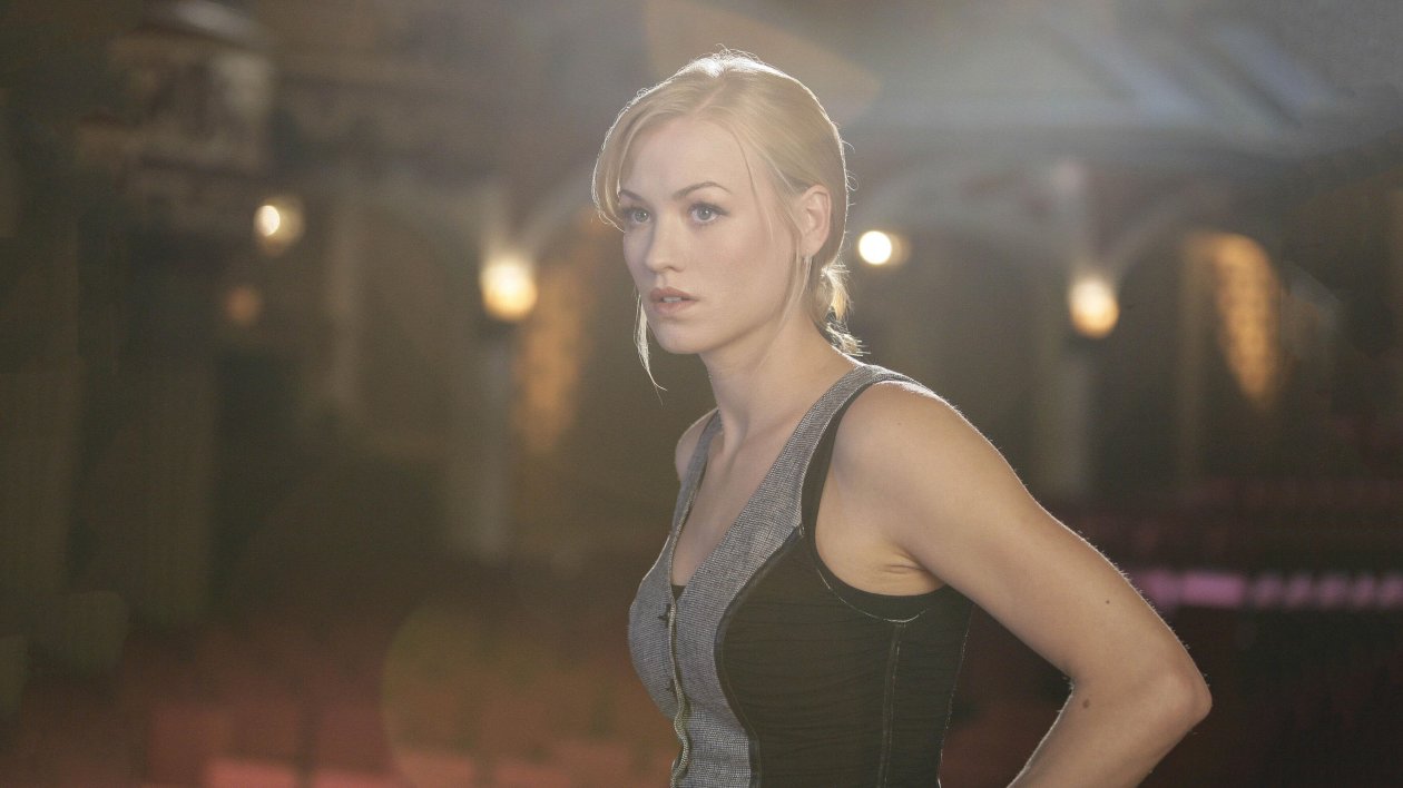 Yvonne Strahovski 5k