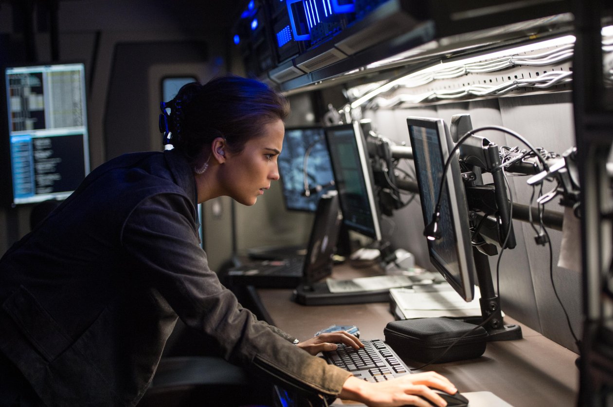 Jason Bourne 2016 Alicia Vikander
