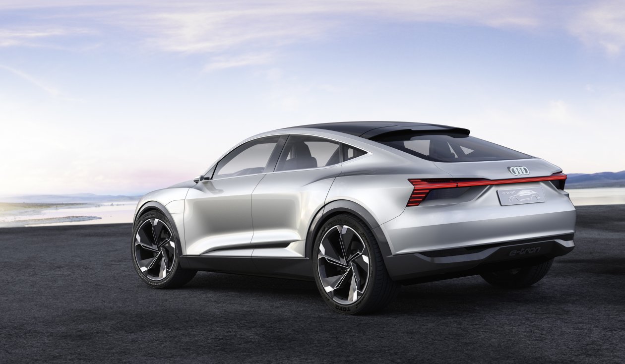 2017 Audi E Tron HD