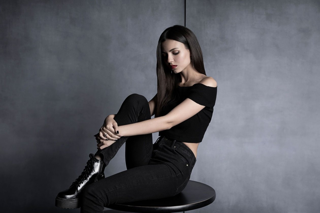 Victoria Justice Ian Spanier Photoshoot