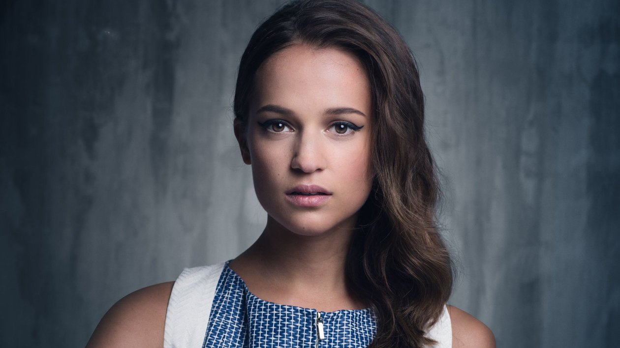 Alicia Vikander 2019 New