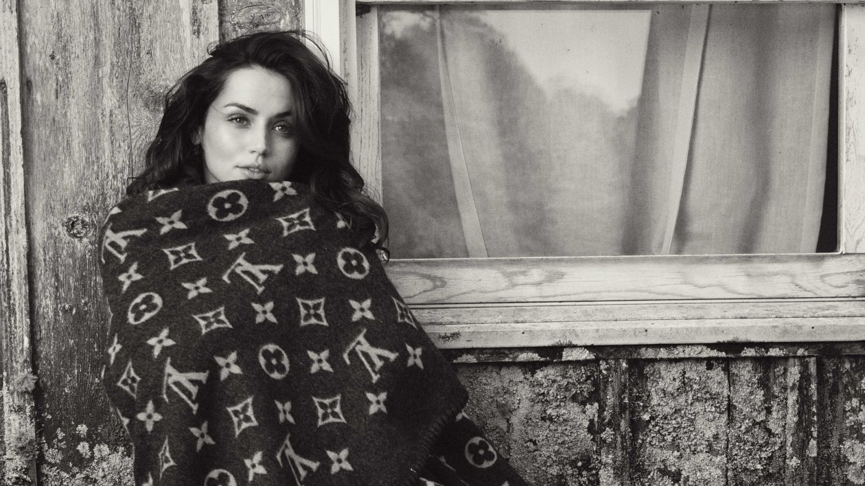 Ana De Armas Monochrome 2023