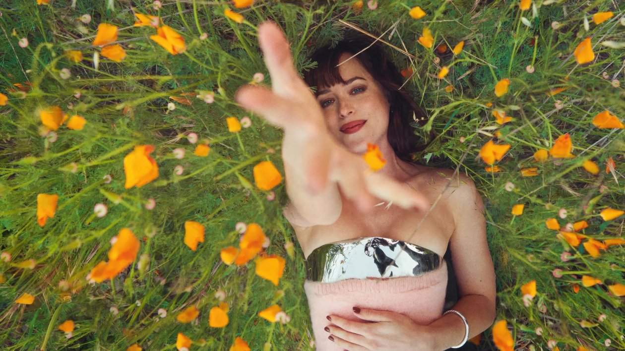 Dakota Johnson Vanityfair