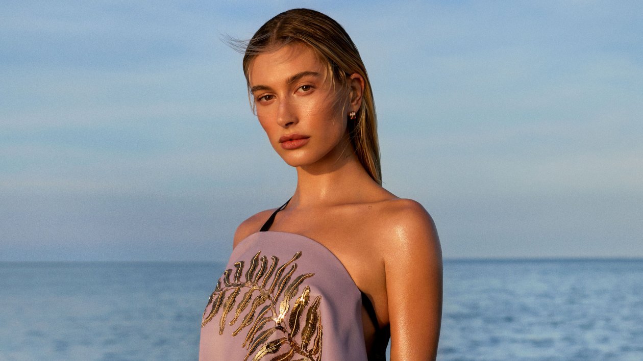 Hailey Baldwin Elle 2020 5k