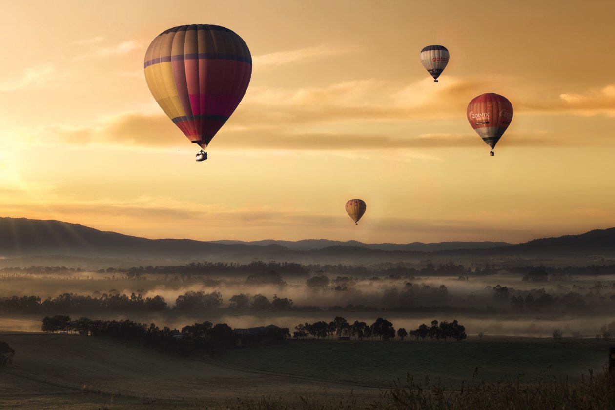 Hot Air Balloons Floating 5k