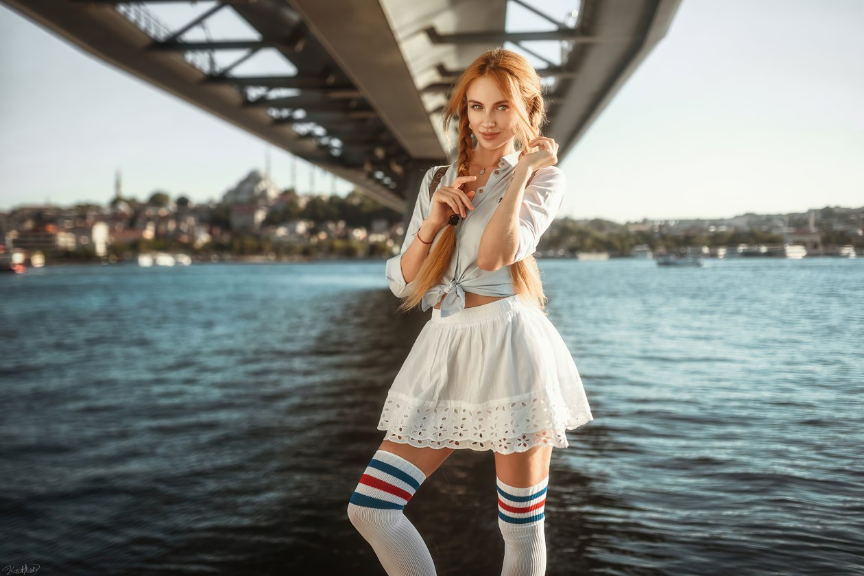 Redhead Girl Skirt Outdoor 4k