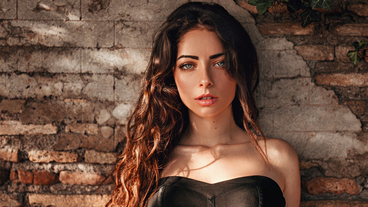 Model Closeup Face Black Dress