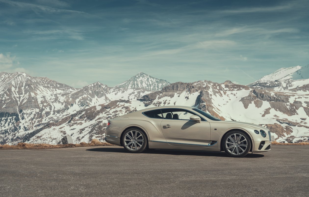 Bentley Continental GT White Sand 2018
