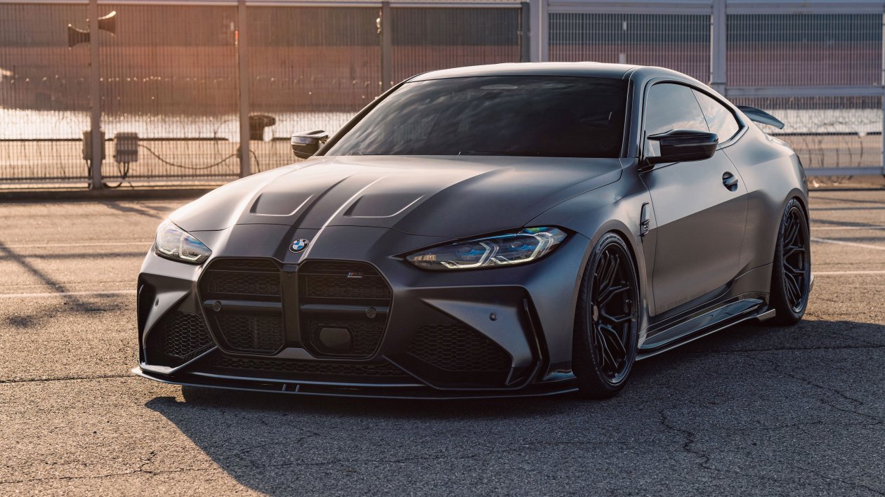 Adro BMW M4 Coupee 4k