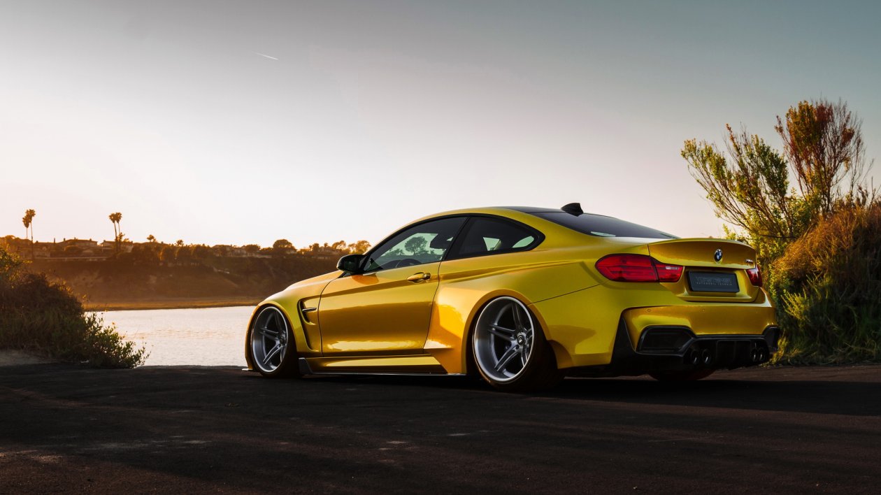 Bmw M4 Vorsteiner Gold
