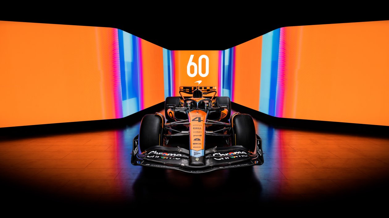 2023 McLaren MCL60 8k