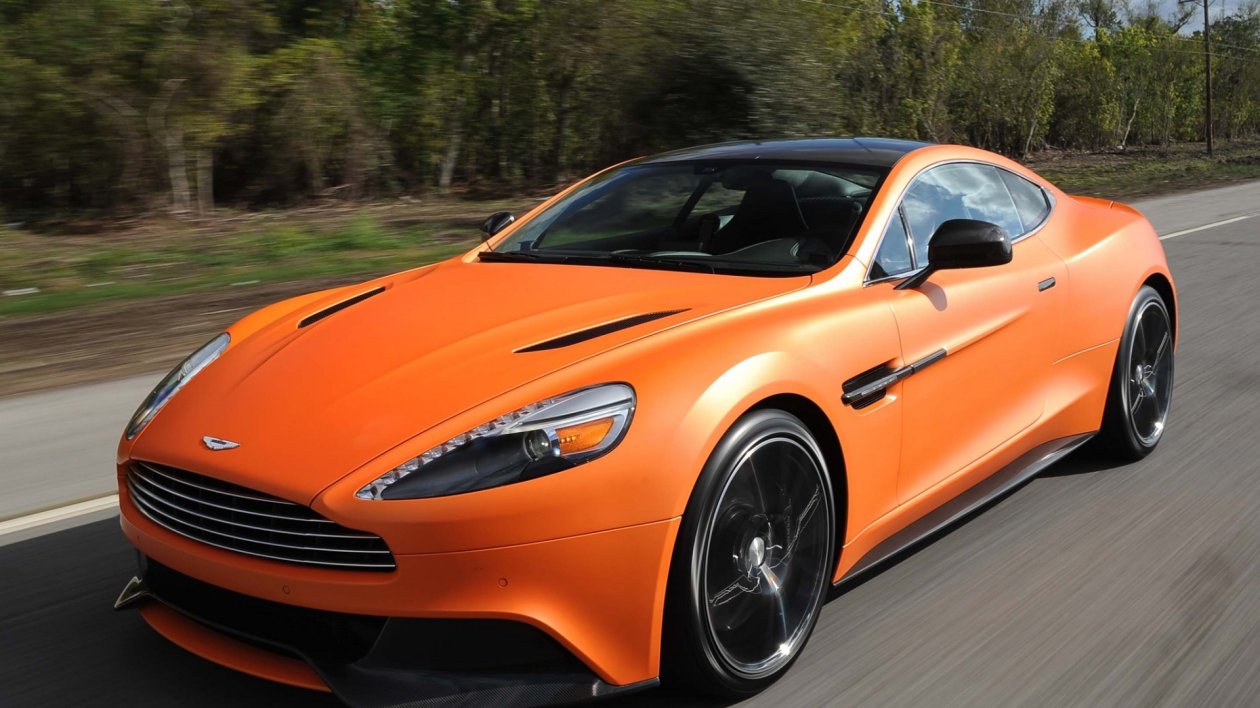 Aston Martin Vanquish Orange Matte
