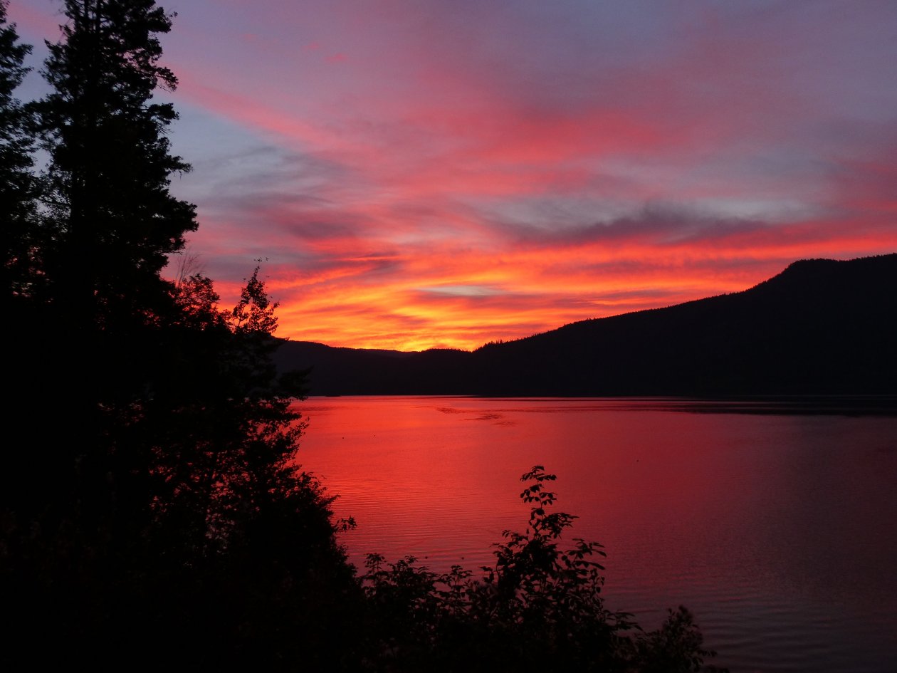 Sun Rise Calm Mountains