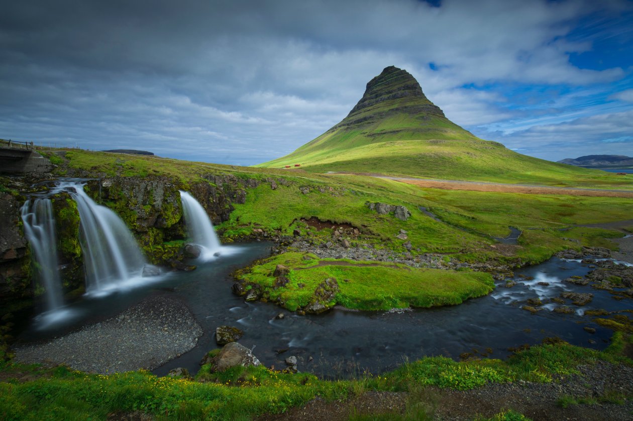 Iceland Mountains Waterfalls Kirkjufell 5k