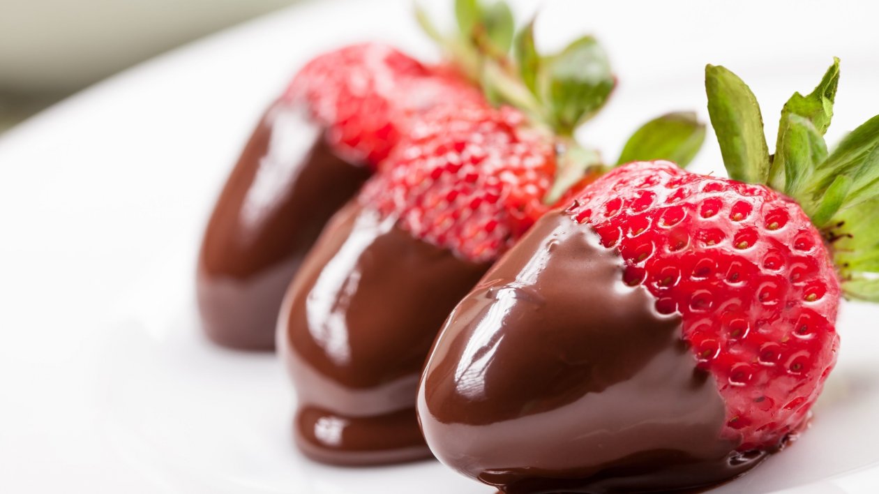 Strawberry Chocolate Dessert