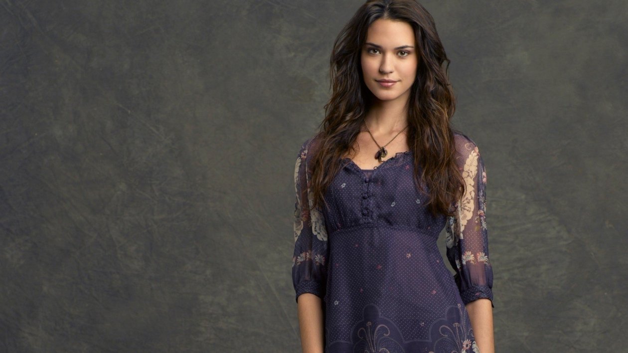 Odette Annable Photoshoot